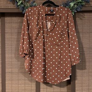 Torrid Blouse, 3/4 length sleeve. Brown with white polka dots.